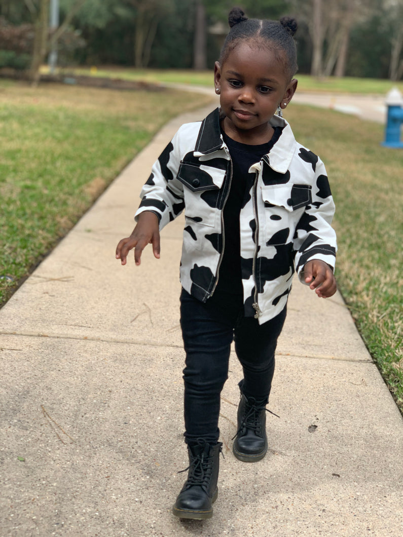 M O O Toddler Girls Cow Print Zip Up Jacket